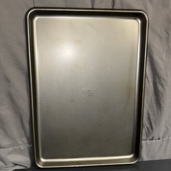 Made by DESIGN 12 x 17" Rectangular Baking Sheet Textured Cookie Sheet ~ Used - Picture 12 of 14